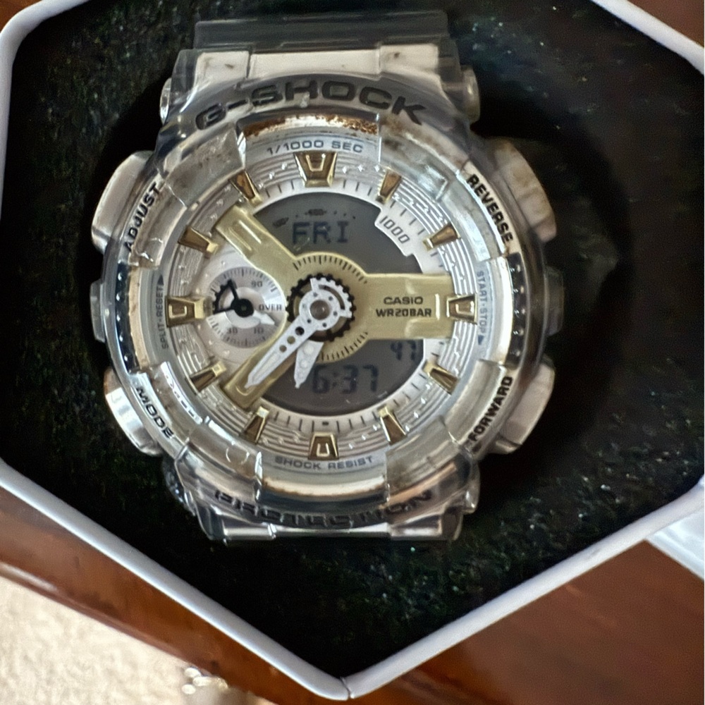 NWOT G-SHOCK GMAS110GS-8A with Gift Bag - Picture 3 of 4